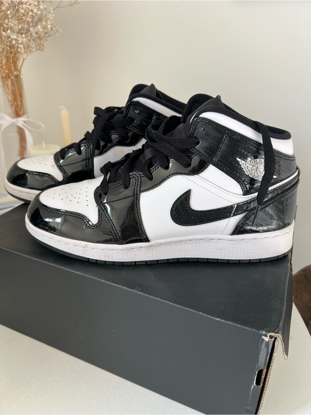 Air Jordan 1 Mid SE All-Star Carbon Fiber (GS)